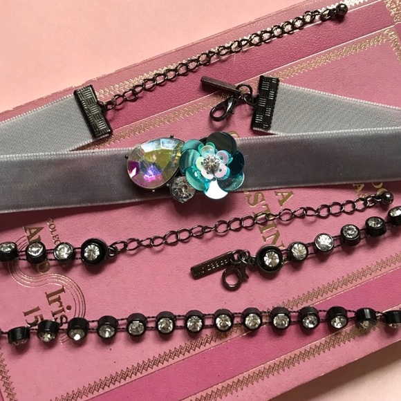 Beautiful Grey Embellished Chocker - Picture 3 of 4